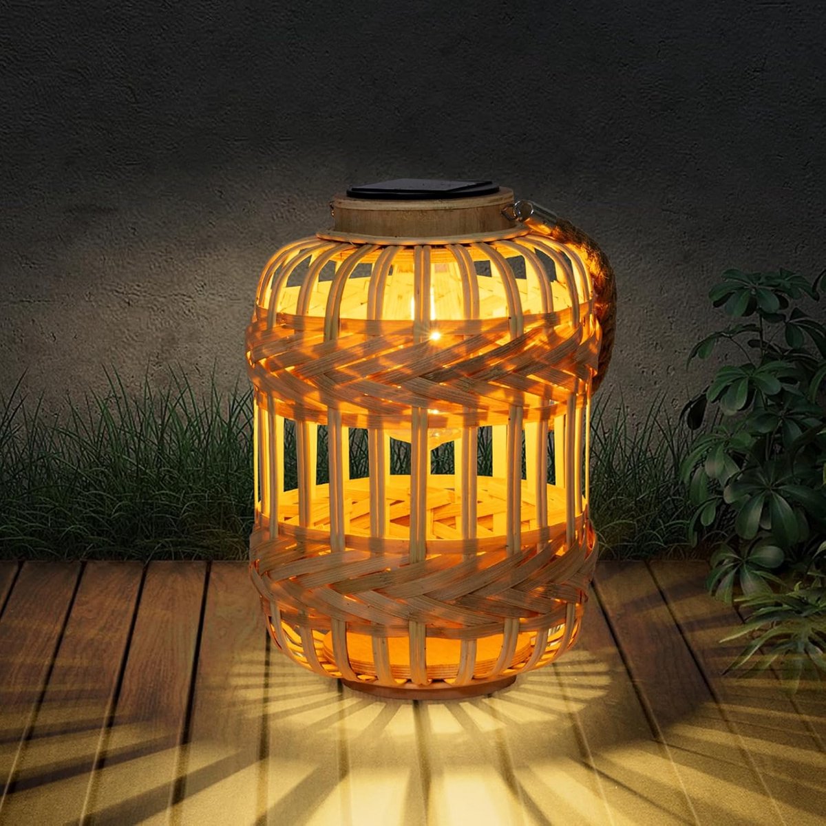 Zonne Lantaarn - Buitenlamp Rotan - Tuin Decoratie - Waterdicht IP44 - 19x19x29 cm - Natuu