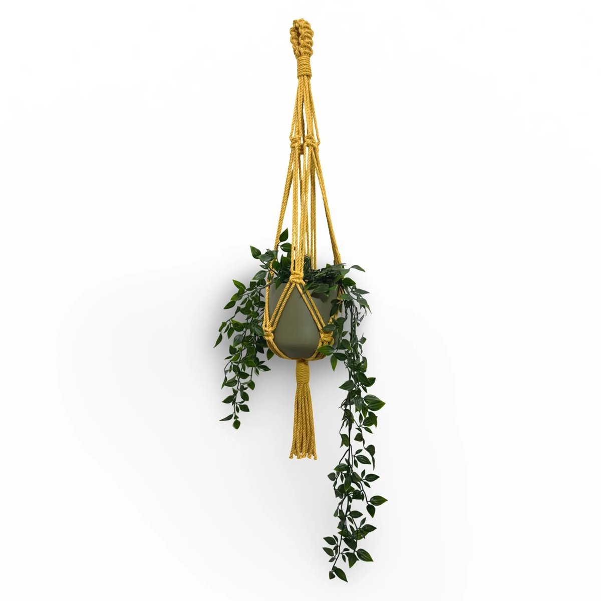 Plantenhanger 'Funky' - Kies kleur en lengte - Okergeel - 140 cm lang - Katoenkoord - Geschikt voor Pot met Diameter t/m 20 cm - Handgemaakt in ons Macramé Atelier - Prijs per Stuk - Let op: Exclusief Pot - Inclusief Verzendkosten