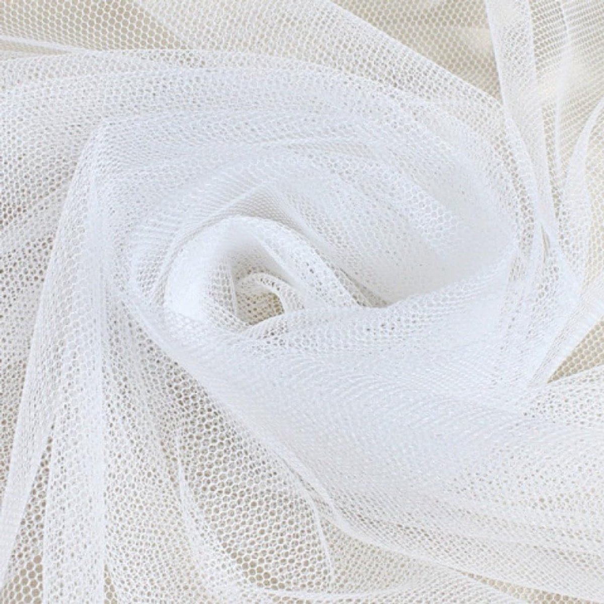 Extra Brede Zachte Tulle Mesh Stof 500cm x 300cm voor Kleding, Gordijnen en Feestdecoratie