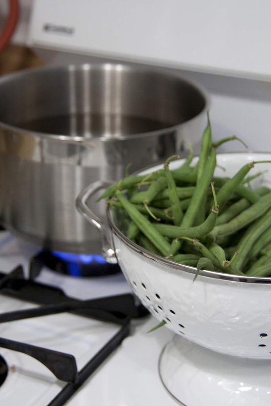 Groot Vergiet - Keuken Vergiet - Afspoelen Groenten - Emaille Over Staal - 5 Kwart - Wit — afbeelding 3