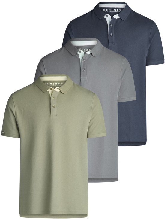 Drie polo's: lichtgroen, grijs en donkerblauw. Polo's met witte accenten aan de kraag.