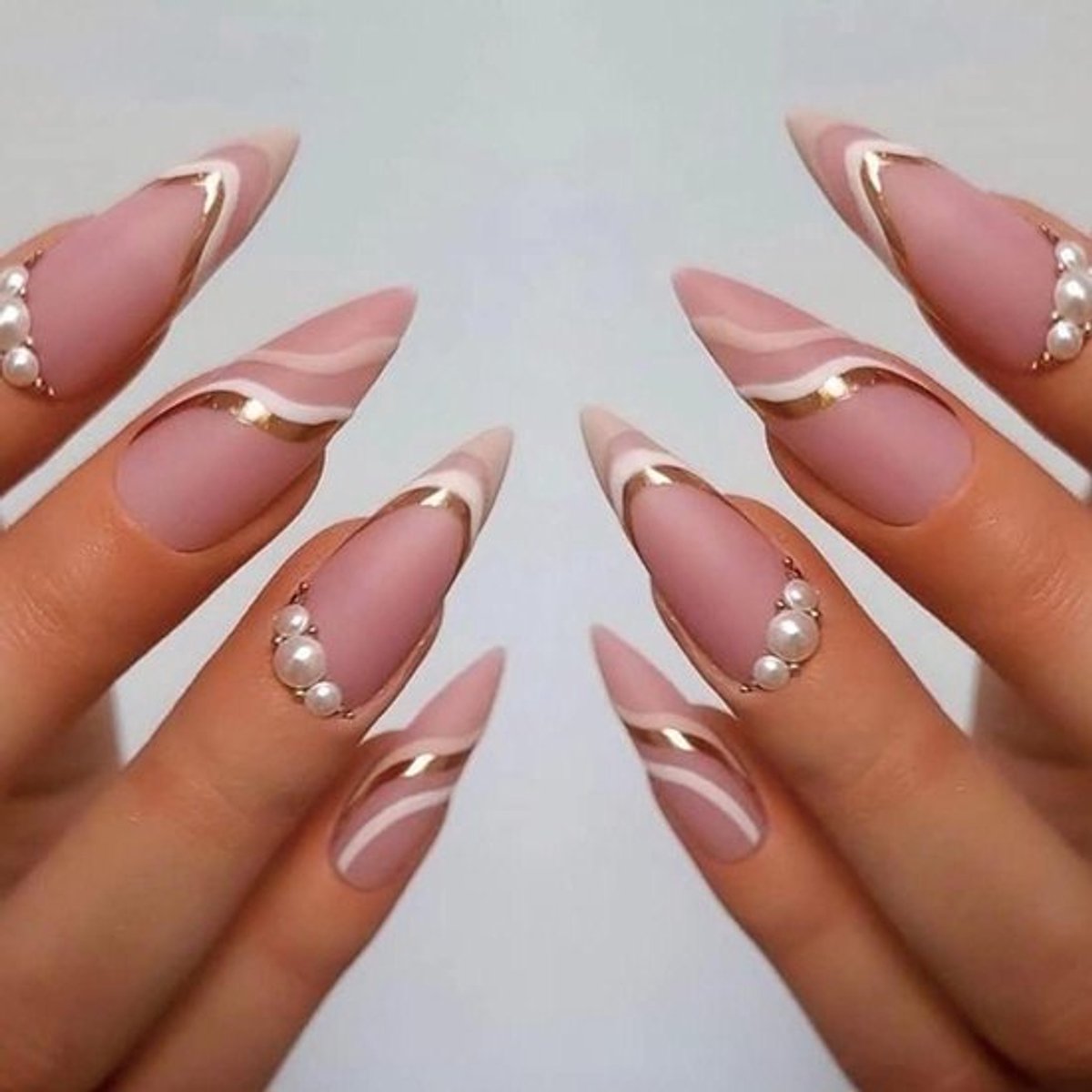 24 stuks Kunstnagels in diverse designs - Nagelset voor Vrouwen en Meisjes