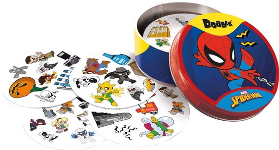 Jeu de cartes Dobble Spiderman avec des cartes étalées montrant des personnages de Spiderman et une boîte en fer blanc Spiderman.