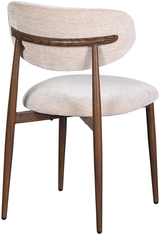 Chaise avec assise et dossier rembourrés de beige, avec un accent en bois courbé.