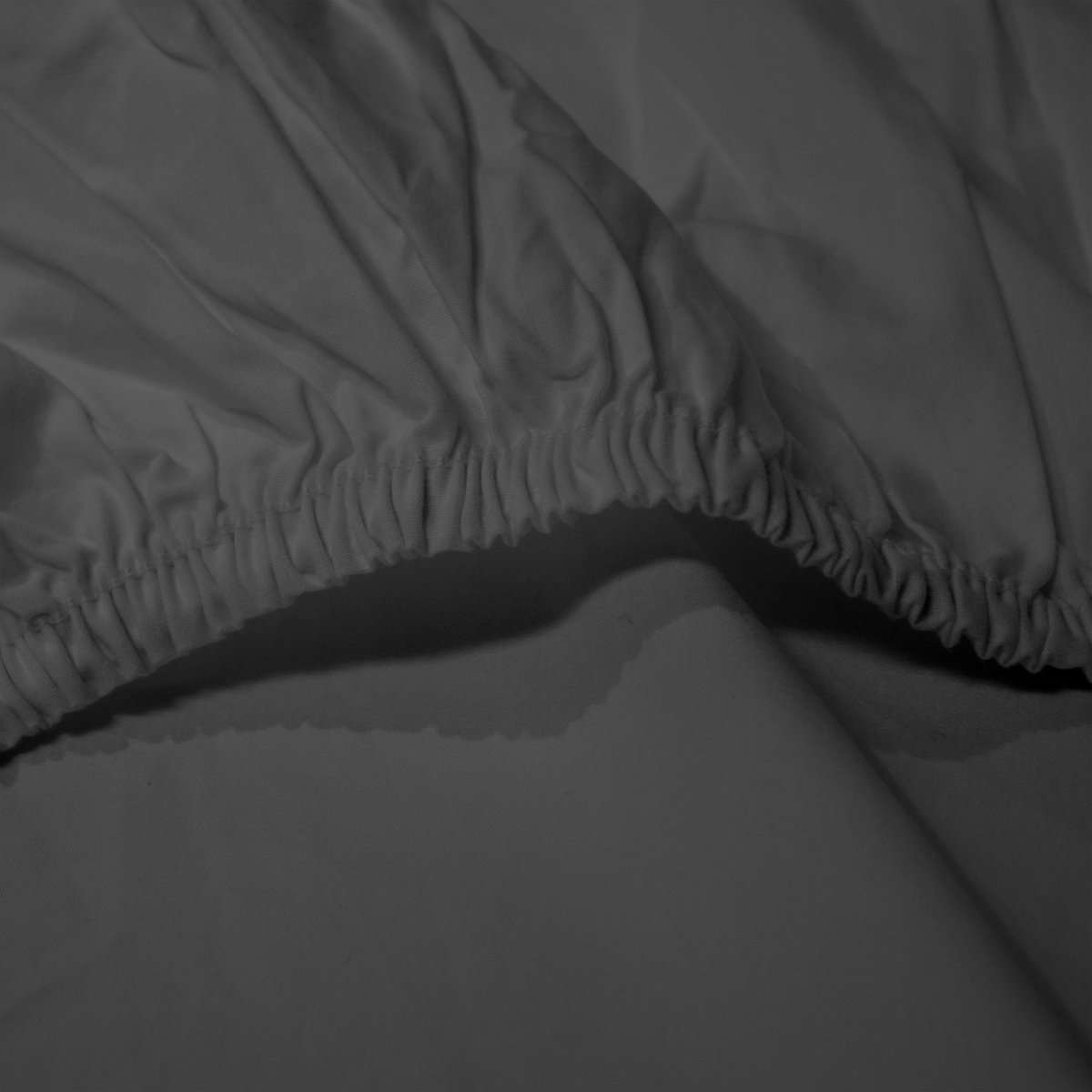 HappyBed Hoeslaken Anthracite - 140x200 cm - Onderlaken - Verfijnd jerseykatoen - Ademend katoen - Perfecte pasvorm