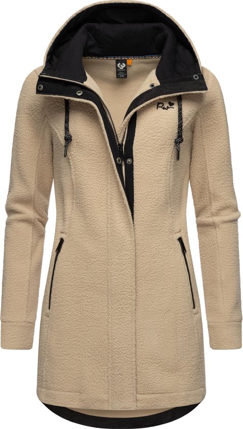 Veste beige en teddy polaire avec doublure noire et fermetures éclair. La veste a une capuche et le logo de la marque sur la poitrine.