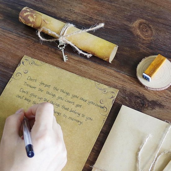 24 stuks schrijfpapier met 12 stuks enveloppen, briefpapier en