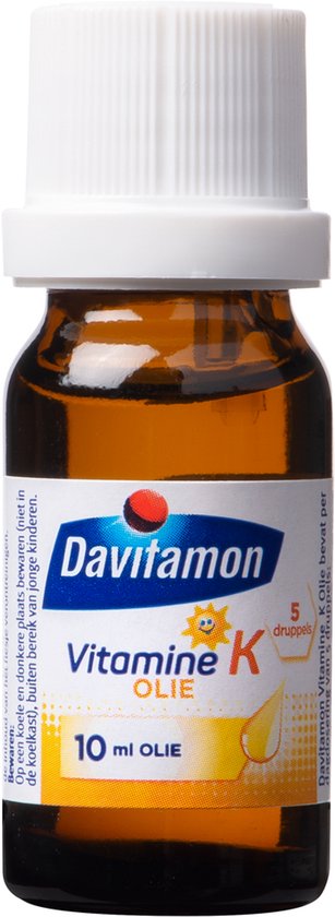 Flesje Davitamon Vitamine K Olie 10 ml met doseerpipetje.