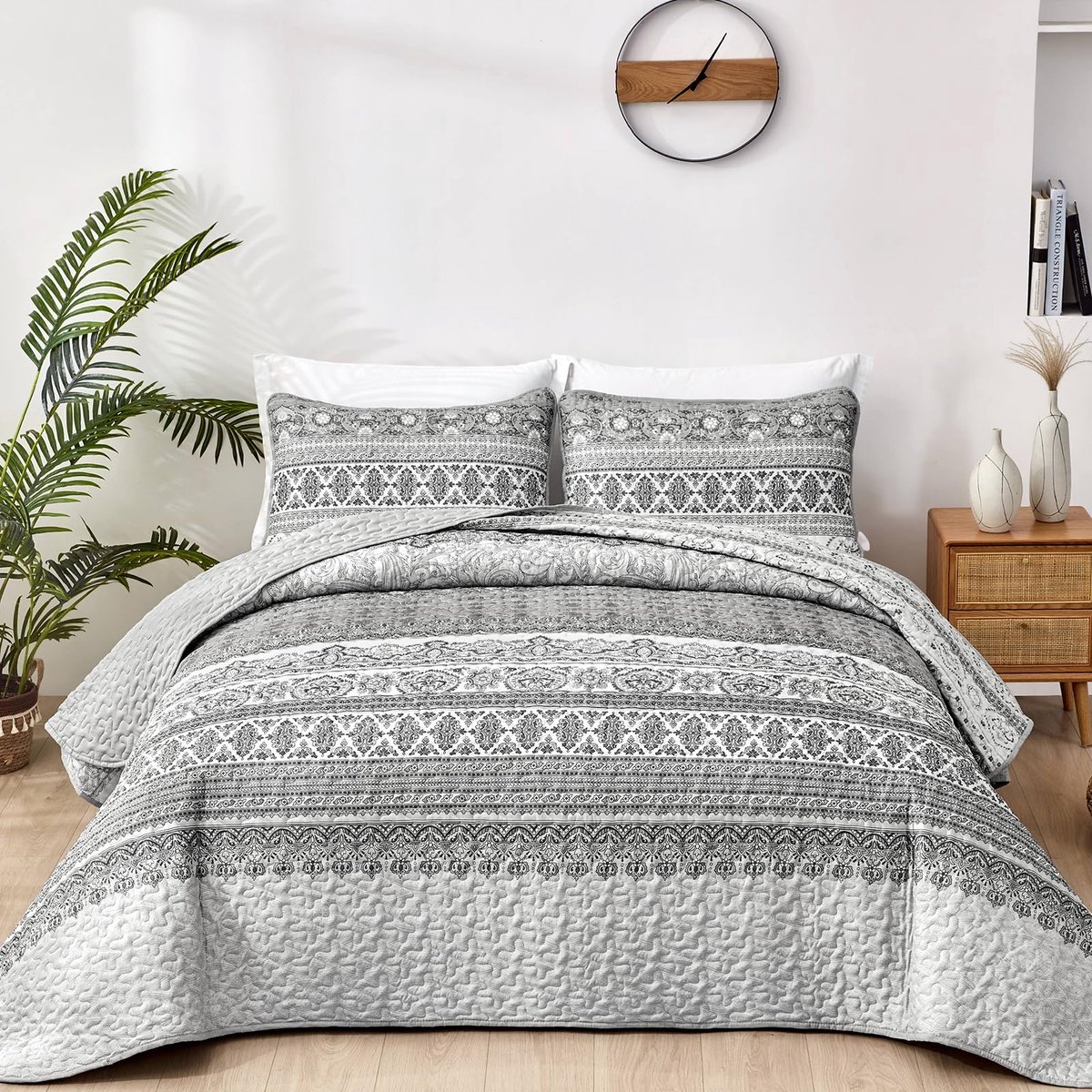 Unyqoos Sfeervolle Bedsprei Set van 240x260 cm met Twee Kussenslopen voor Slaapkamer en Bank grijs