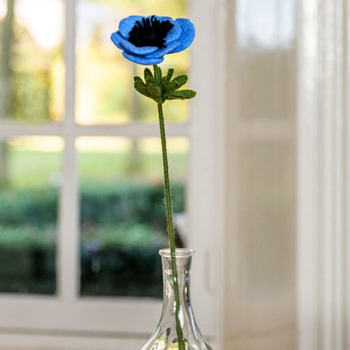 Sjaal met Verhaal Bloem Wolvilt - Anemoon Blauw - Homedeco - Handmade&Fairmade - 40cm Lichtblauw