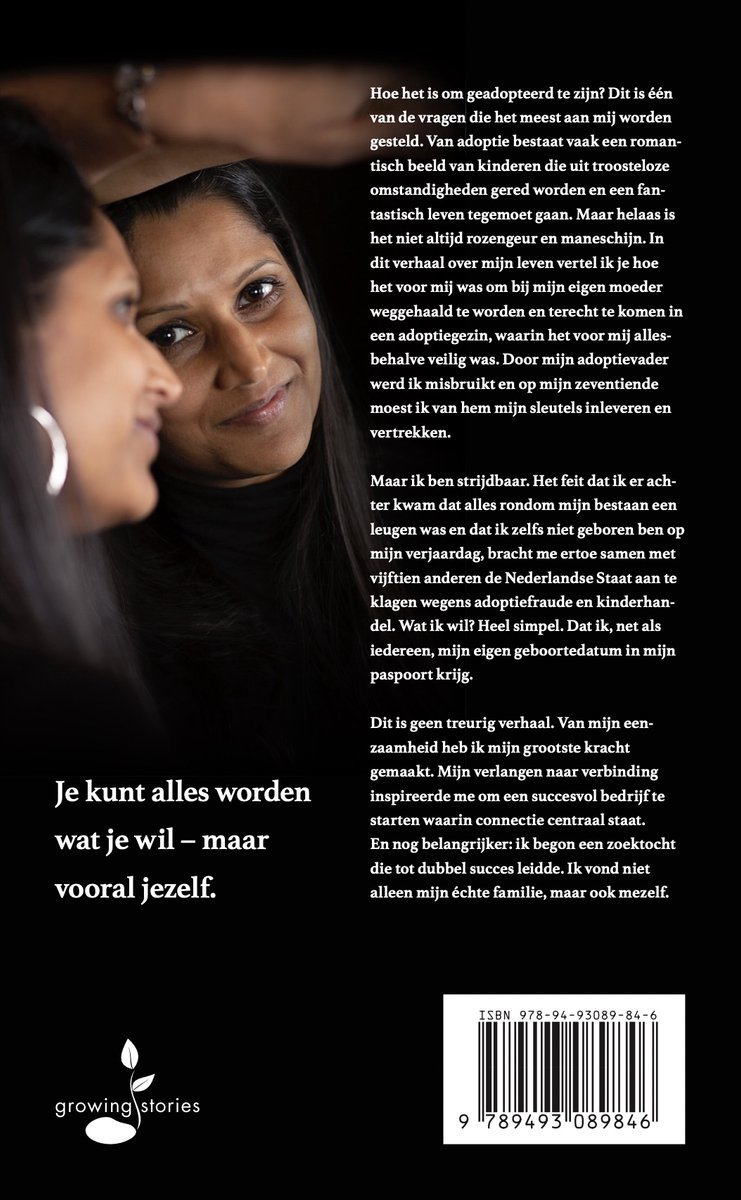 Achterkant van een boek met een portret van twee vrouwen en tekst over adoptiefraude.