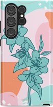 Casetastic Hoesje Geschikt voor Samsung S23 Ultra - Stijlvolle Beschermende Duo-layer Case - Dromerige pracht
