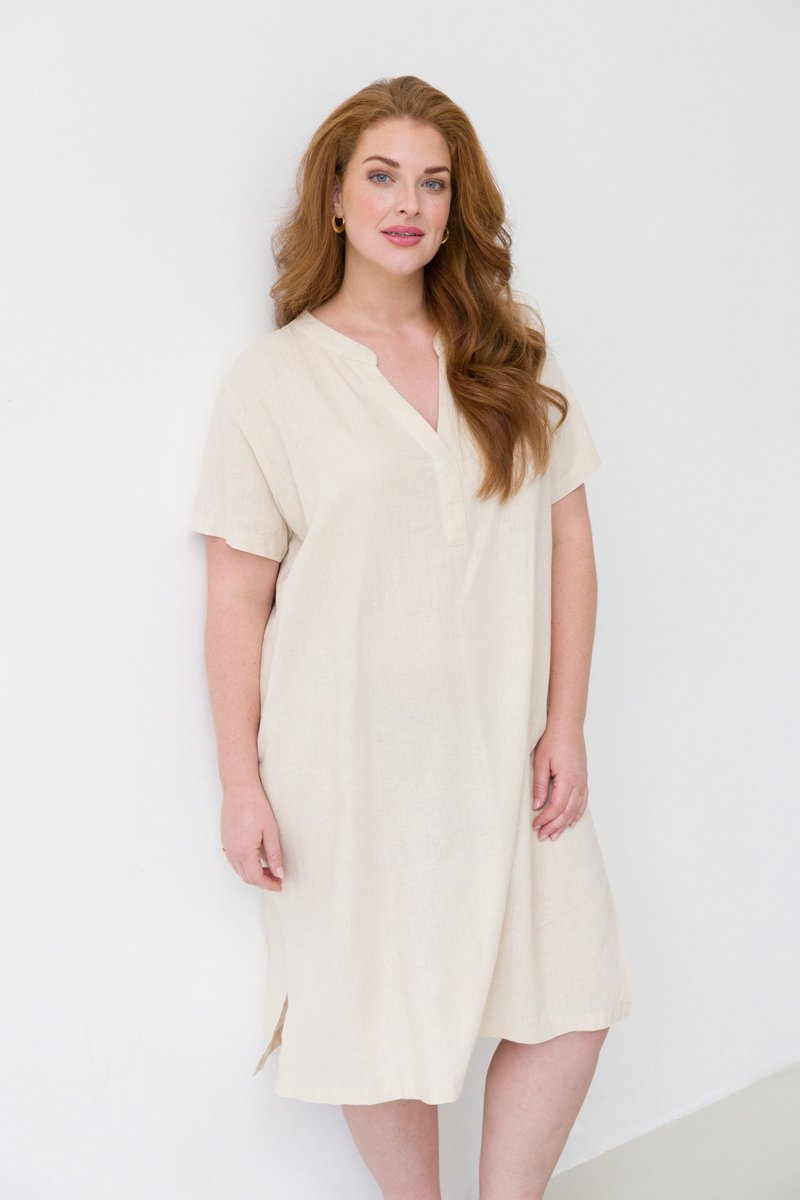 BASE LEVEL CURVY Yacinthe Dresses - Light Beige - maat 1(48)