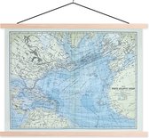 Posterhanger incl. Poster - Schoolplaat - Klassieke wereldkaart Noordelijke Atlantische oceaan - 60x45 cm - Blanke latten