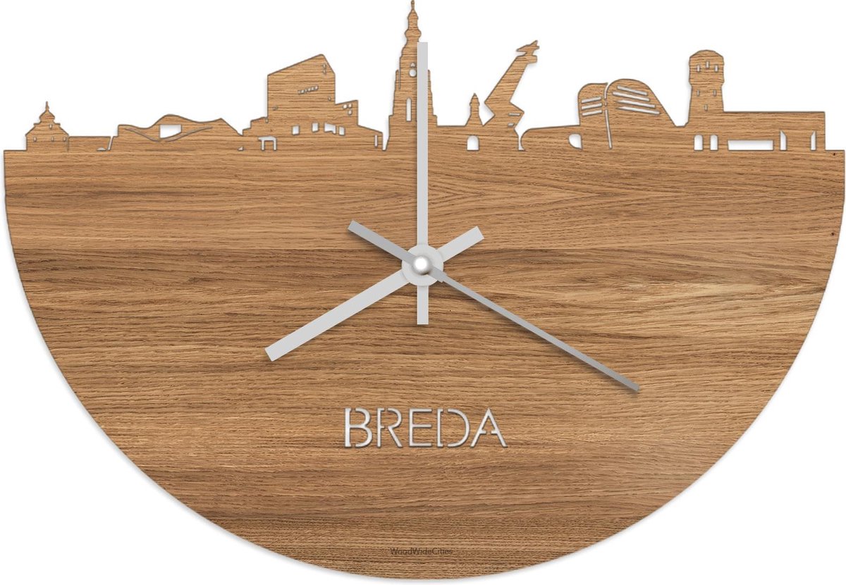 Skyline Klok Breda Eikenhout - Ø 40 cm - Stil uurwerk - Wanddecoratie - Meer steden beschikbaar - Woonkamer idee - Woondecoratie - City Art - Steden kunst - Cadeau voor hem - Cadeau voor haar - Jubileum - Trouwerij - Housewarming - WoodWideCities