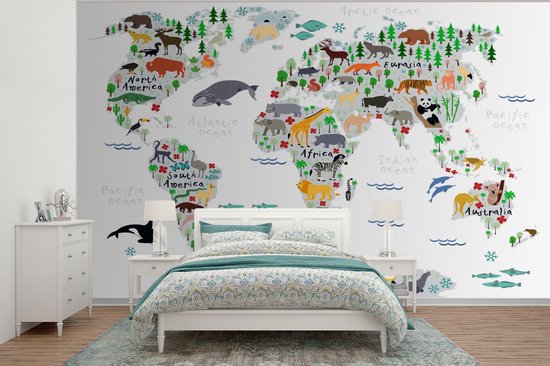 Papier peint - Papiers Papier peint photo Wereldkaart - Enfants - Animaux - Plantes - Largeur 375 cm x Hauteur 280 cm