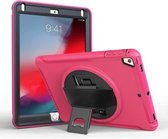 Voor iPad 9,7 inch (2017) 360 graden rotatie pc + TPU beschermhoes met houder en draagriem (roze rood)