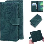 Voor Motorola Moto G8 Power Lite Tiger Embossing Pattern Horizontale Flip lederen tas met houder & kaartsleuven & portemonnee (groen)