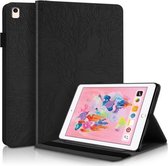 Life Tree-serie horizontale lederen flip-hoes met houder & kaartsleuven & pen-sleuf & slaap- / wekfunctie voor iPad 9.7 (2018) / (2017) (zwart)