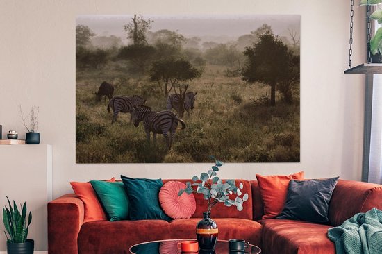 Canvas schilderij 180x120 cm - Wanddecoratie Mistige ochtend in het Krugerpark in Zuid-Afrika - Muurdecoratie woonkamer - Slaapkamer decoratie - Kamer accessoires - Schilderijen