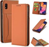 Voor Samsung Galaxy A10 Sterk magnetisme Vloeibaar gevoel Horizontaal Flip lederen tas met houder & kaartsleuven & portemonnee (bruin)