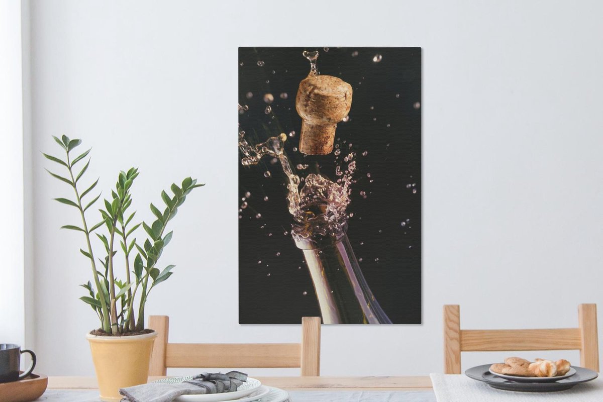Un bouchon qui saute d'une bouteille de champagne 40x60 cm - impression  photo sur