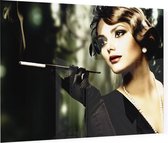 Glamour dame in zwarte jurk - Foto op Plexiglas - 80 x 60 cm