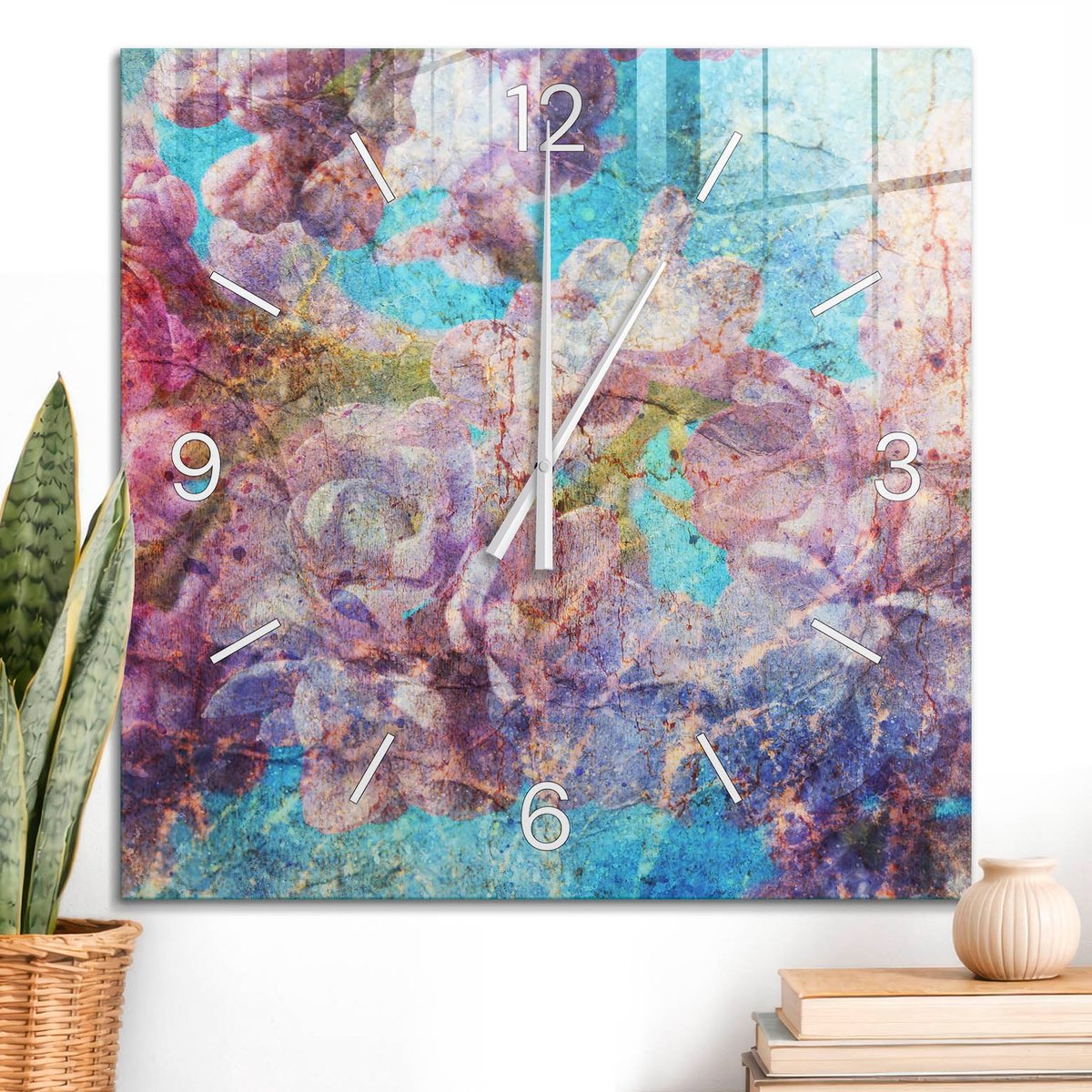 ArtPrintCave Paars Glazen Klok - 60x60 cm - Wandklok Vierkant - Bloemabstractie Unieke Klok - Abstractie Stille Wandklok - Witte Klokwijzers