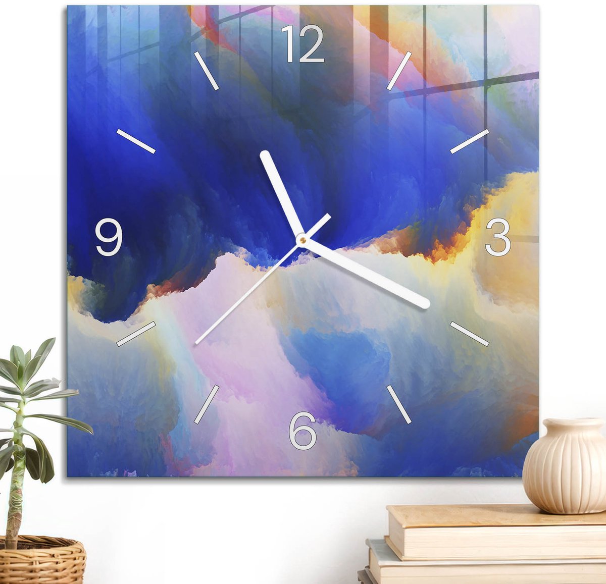 ArtPrintCave Blauw Glazen Klok - 30x30 cm - Wandklok Vierkant - Dynamische Abstractie Stille Wandklok - Kunst Wandklok Keuken - Witte Klokwijzers