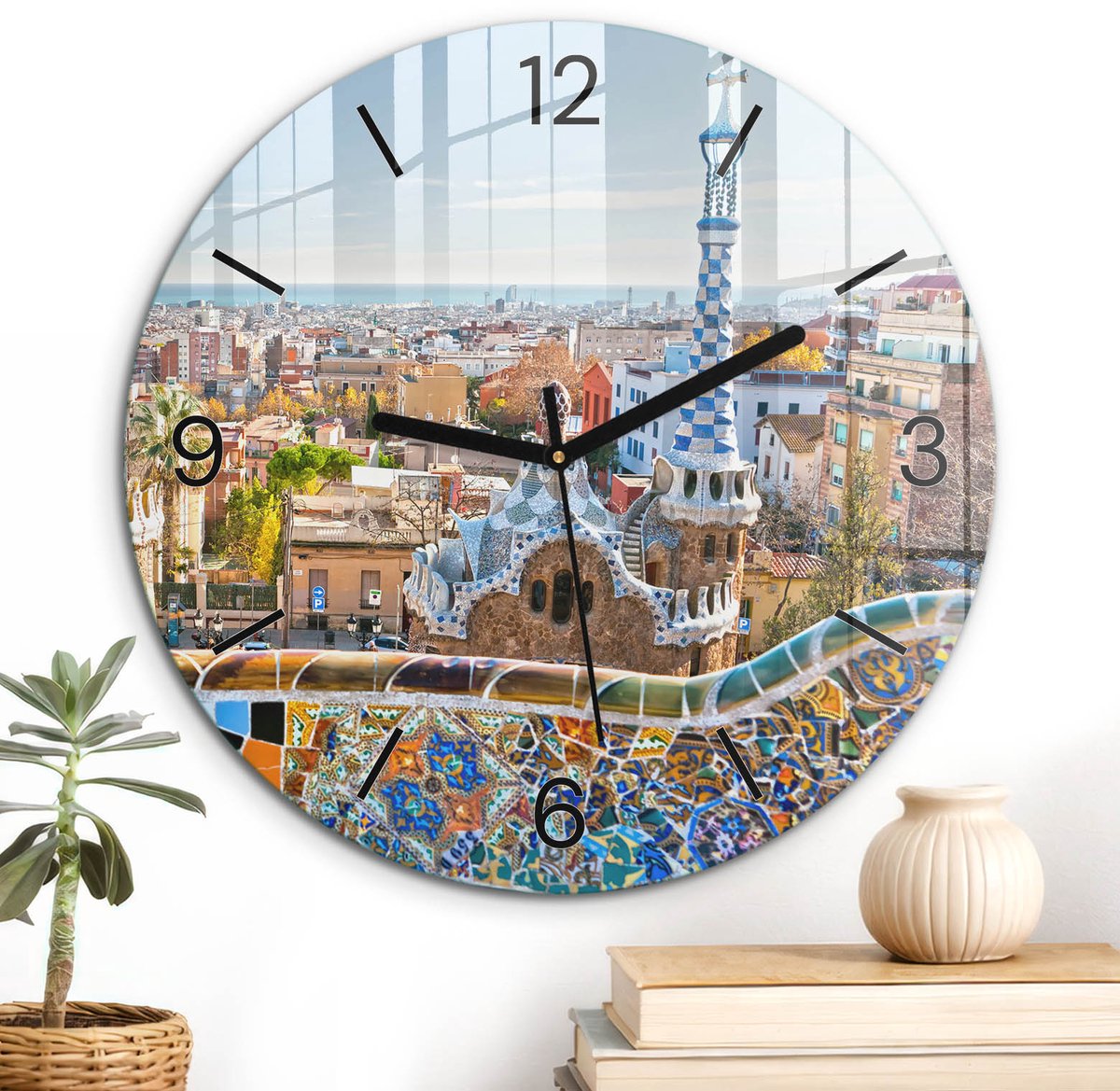 ArtPrintCave Blauw Glazen Klok - Wandklok 30 cm - Muurklok Rond - Kleurrijk Panorama Unieke Klok - Architectuur Stille Wandklok - Zwarte Klokwijzers