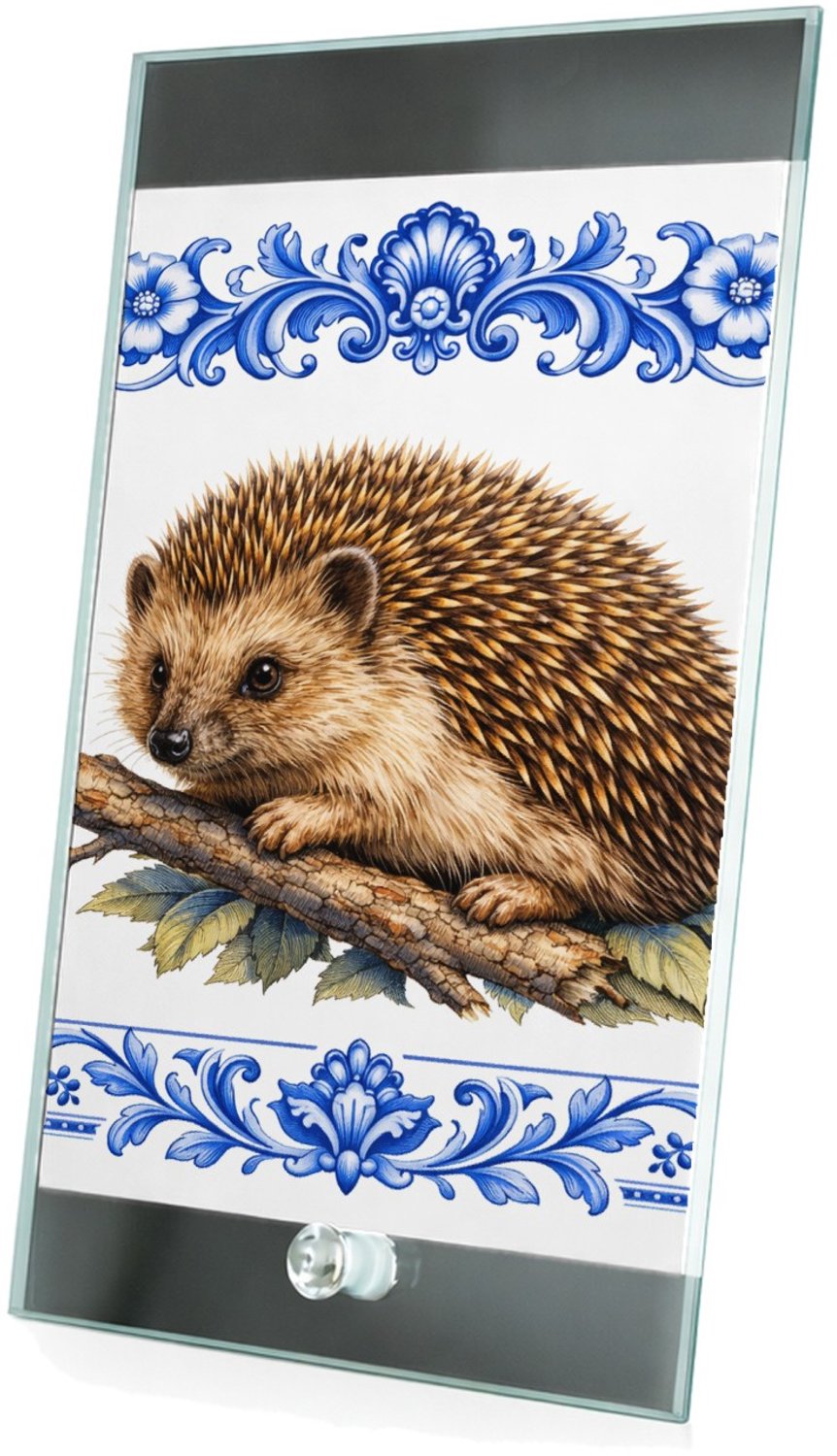 Mr Cadeautjes Glasframe 15 x 23 - design Een realistische egel op een tak of tussen bladeren, omringd | cadeau Wit