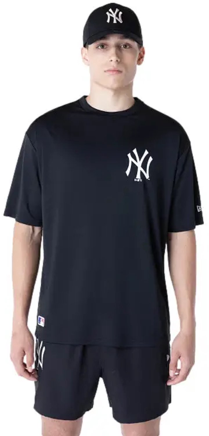 T-shirt New York Yankees New Era League Essentials Zwart