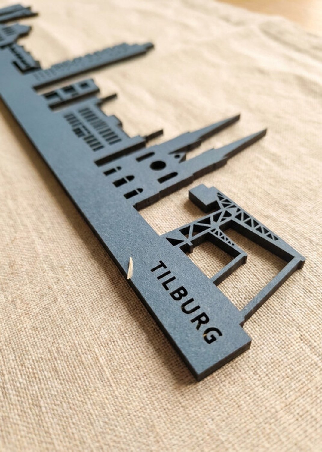 Houten Skyline Tilburg | Wanddecoratie voor aan de muur | Blauw MDF | 100 cm breed