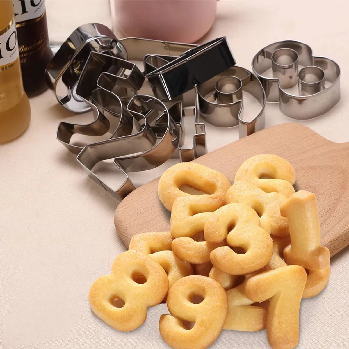 Digitale koekjesvorm, -0-8, gemaakt van roestvrij staal, voedselveilig, Geschikt voor koekjes, bakken, taartdecoratie en fondant.