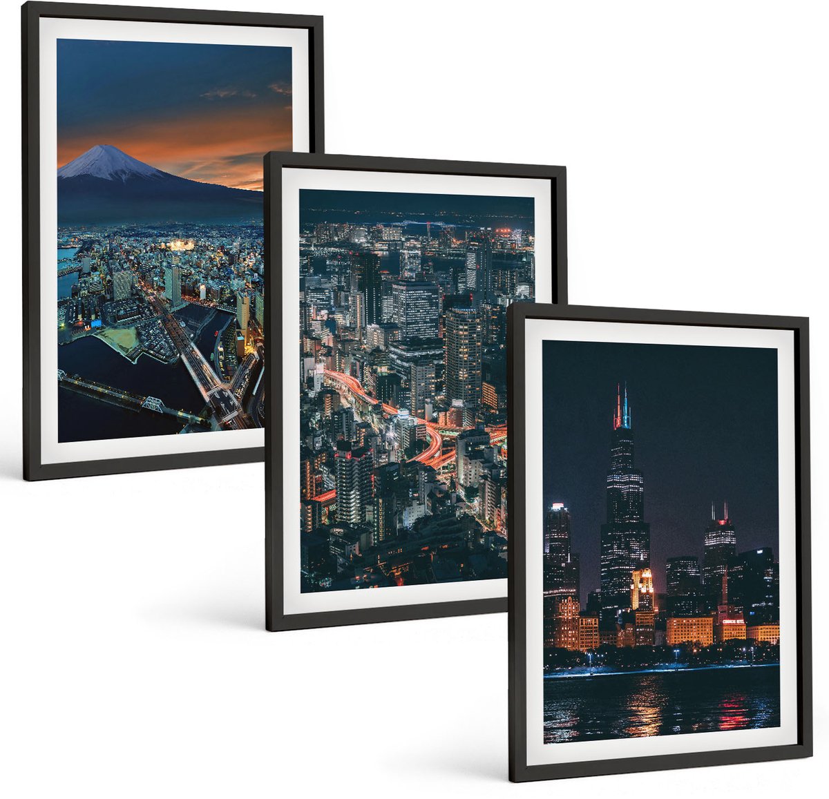 Coloray 3-Delige Schilderij Set - Uitzicht Op De Stad 'S Nachts Vanaf De Bergen Met Wolkenkrabbers - 40 x 60 cm - Wanddecoratie - Schilderijen Set - Interieur - Decoratieve Schilderijen