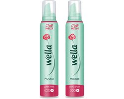 2 x WellaFlex Hold Ultra Strong Mousse - Haarmousse - Langdurige Versteviging - Flexibele Textuur - 200 ml - Voordeelverpakking - 2 stuks