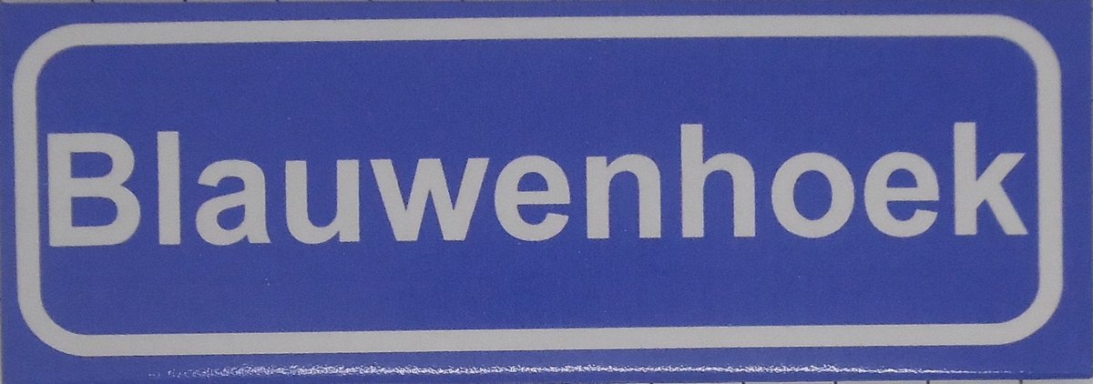Souv© - koelkast magneet - plaatsnaam bord - kombord - souvenir - koelkastmagneetje - relatiegeschenk Blauwenhoek