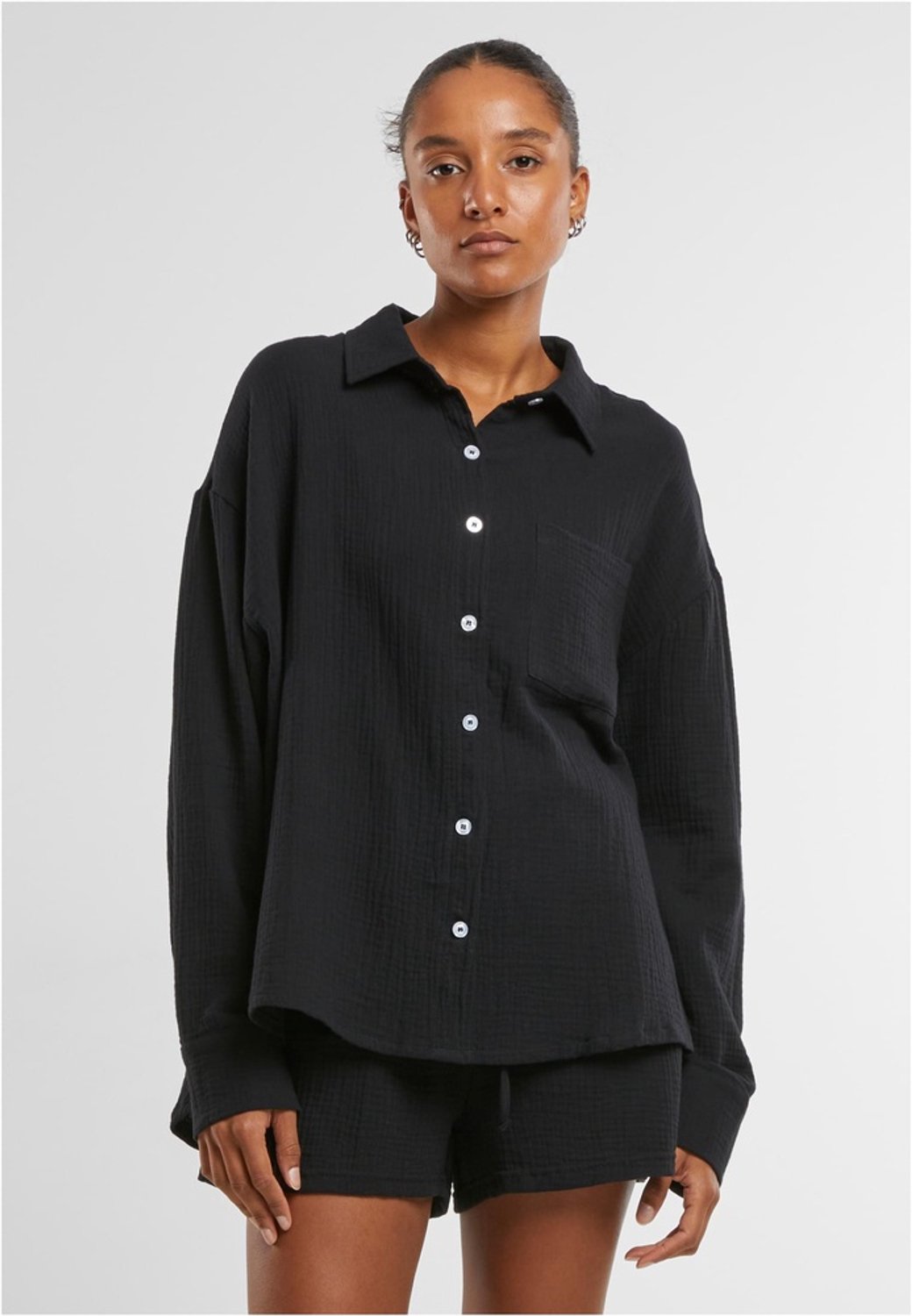 Urban Classics Dames Oversized mousselineblouse TB7476 Zwart