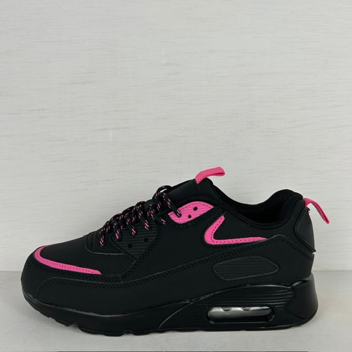 Gave air sneakers zwart roze Zwart / 39