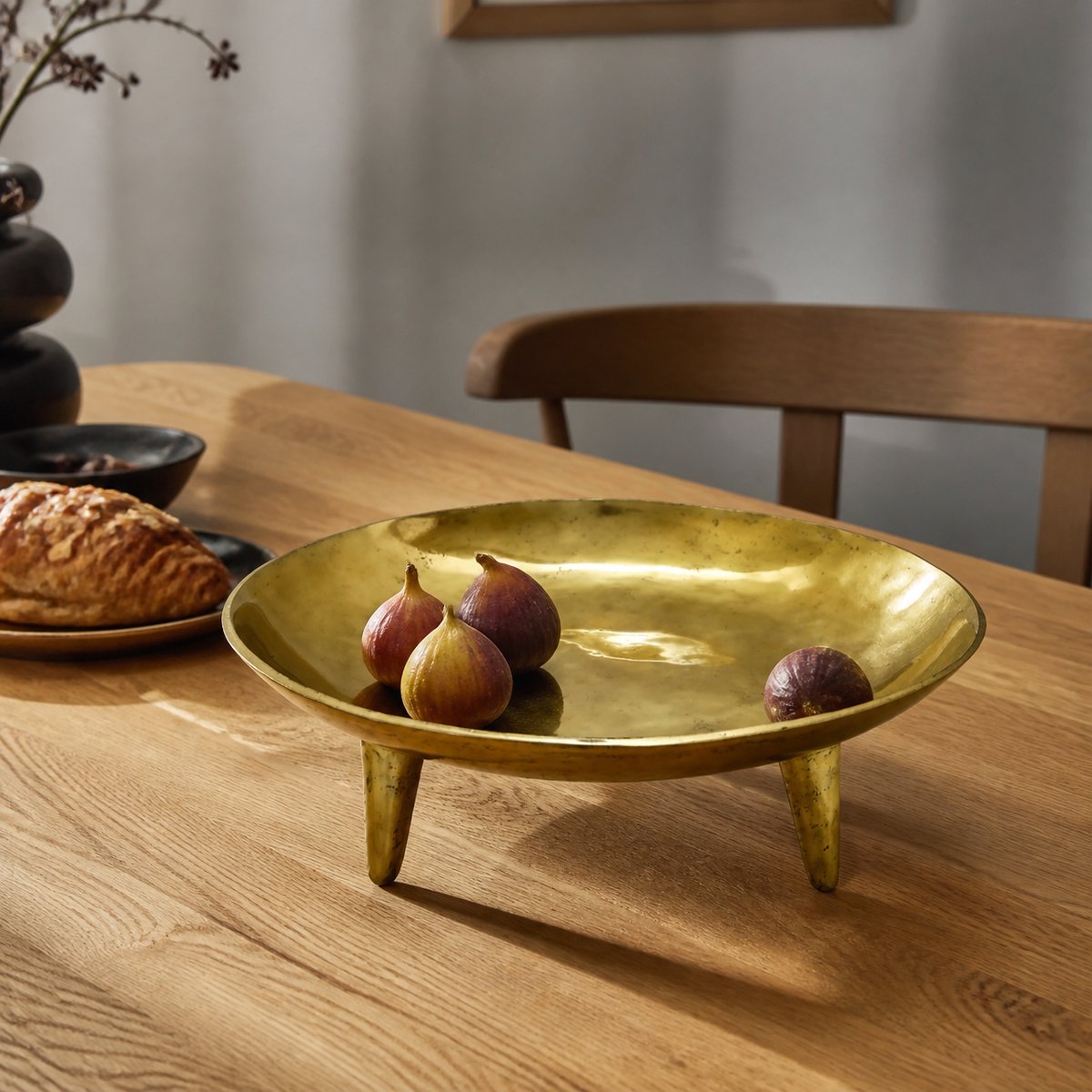 Hoppa! - Dienblad - Rond op 3 Poten - Goud - 39 x 29 x 15 (B x D x H)