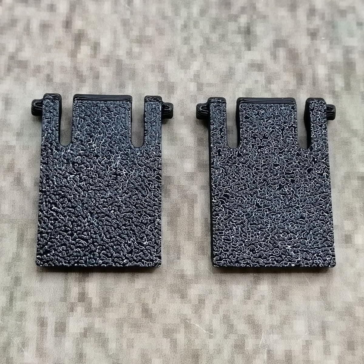 1 paar (2 stuks) vervangende toetsenbordpoten, zwart, compatibel met Logitech MK320 toetsenbord, reserveonderdeel toetsenbordstandaard voeten keyboard