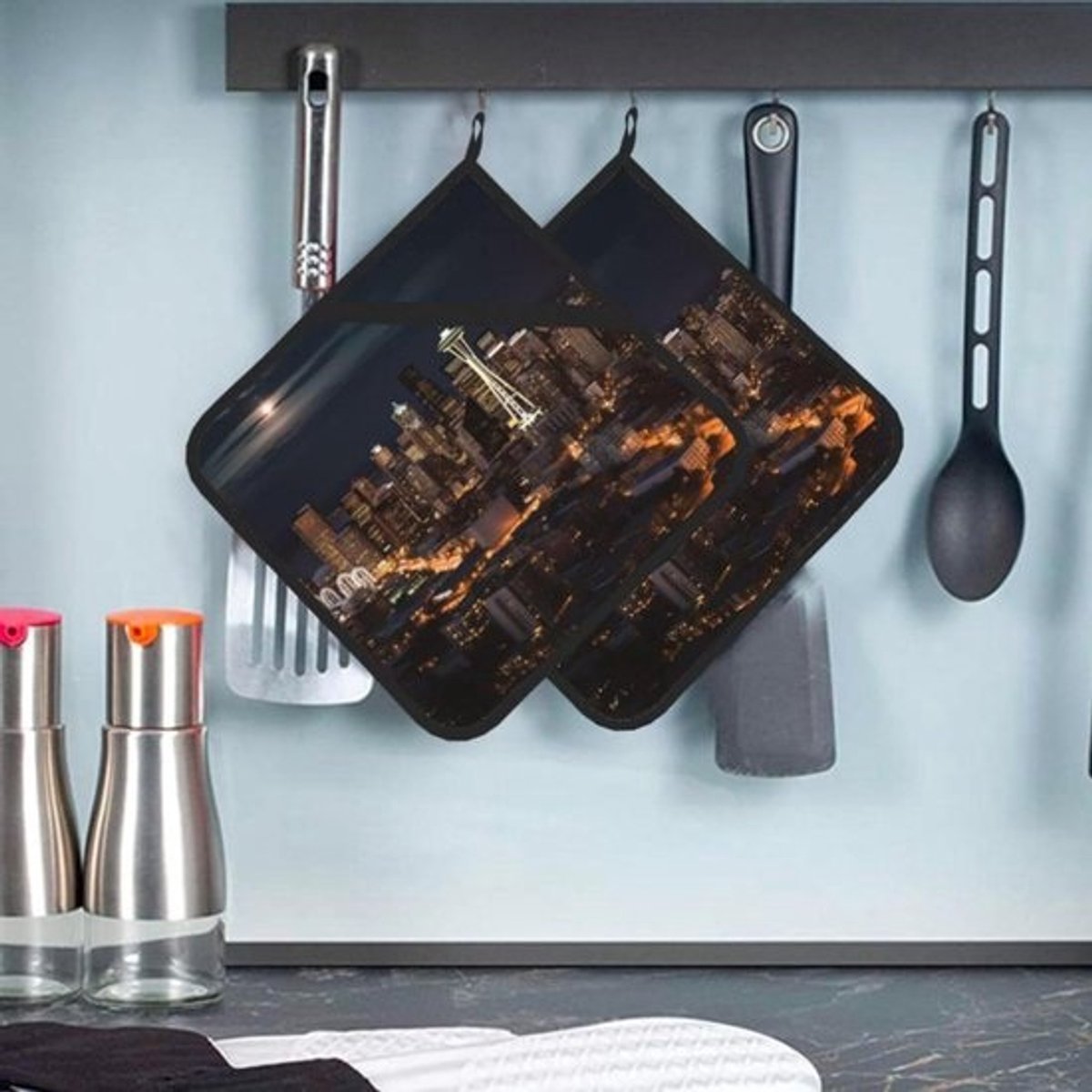 Pannenlappen Set - Keukenwanten Onderzetters - Veilig Koken - Hittebestendig Ontwerp - 20 x 20 cm - Zwart