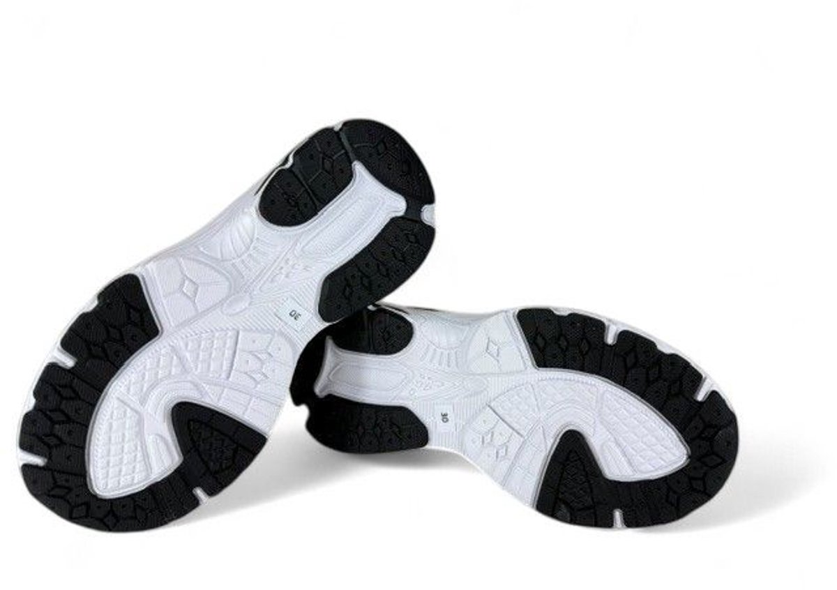 HIP SNEAKER - H1662