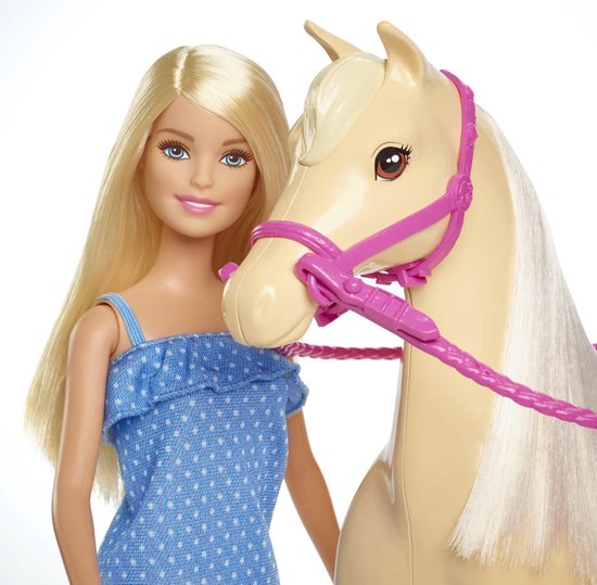 Barbie Paardrijset – Modepop met Zadel en Hoofdstel en Helm - 30 cm — afbeelding 2
