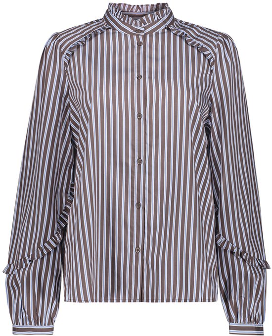 Voorkant van een bruin-blauw gestreepte blouse met knoopsluiting en ruches bij de kraag en schouders.
