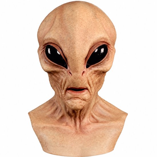 Huidkleurig alien masker met grote zwarte glanzende ogen en realistische rimpeldetails.