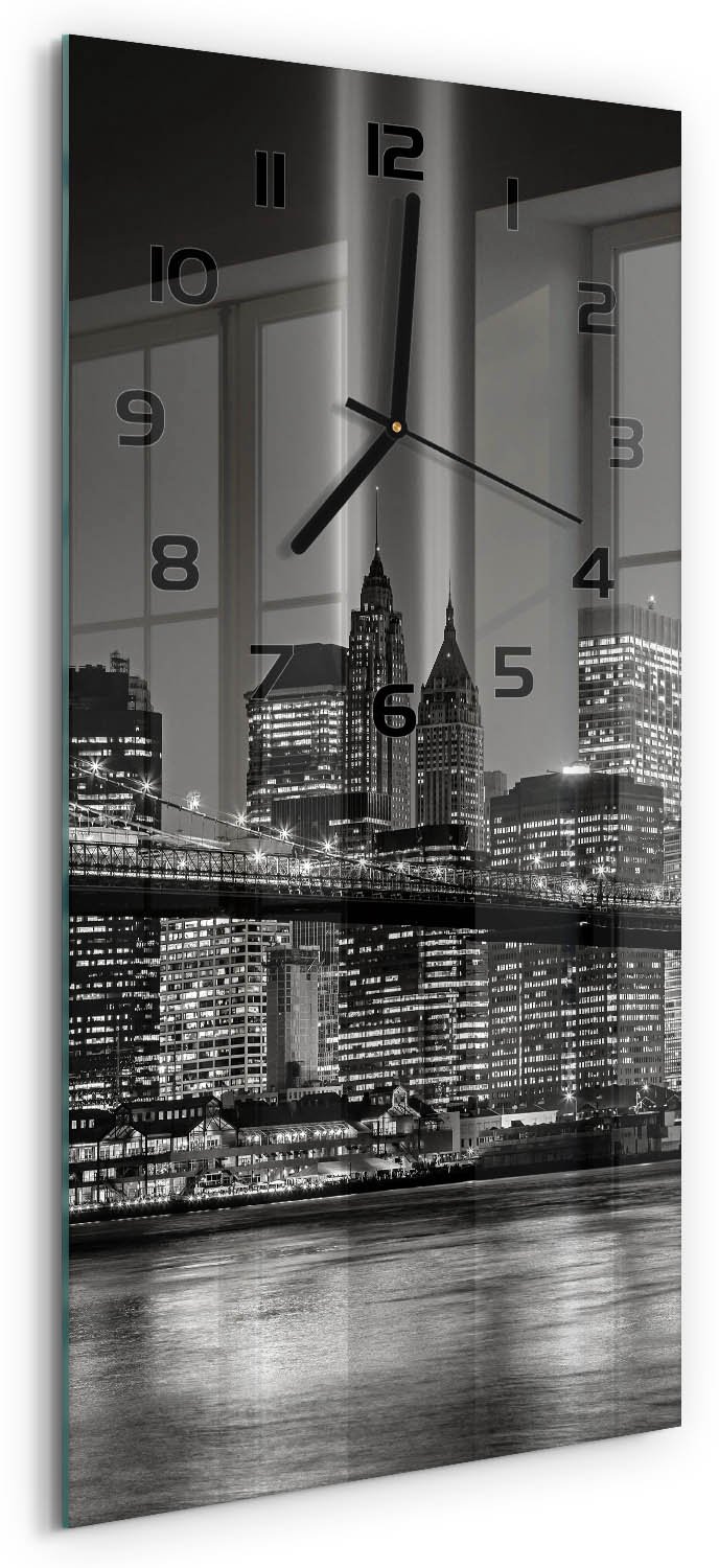 Tulup Wandklok - Manhattan, New York Wandklok Glas Decoratie - 30x60 cm - Zwart-wit Gekleurde Glazen Klok - Zwarte handen - Rechthoekige Klok - Klok Glas Met Opdruk - Moderne Wandklok Glas