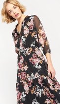 LOLALIZA Maxi jurk met bloemen en V-hals - Zwart - Maat 44