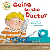 First Experiences with Biff, Chip and Kipper - First Experiences with Biff, Chip and Kipper: Going to the Doctor
