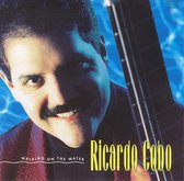 Walking on the Water / Ricardo Cobo